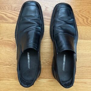 Johnston & Murphy Black Loafer